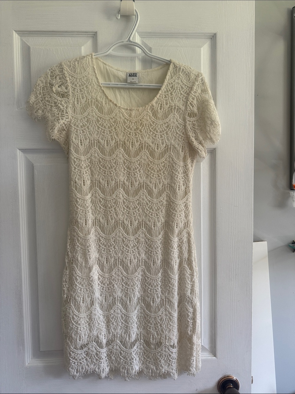 Vero Moda Cream Lace Short-Sleeve Mini Dress